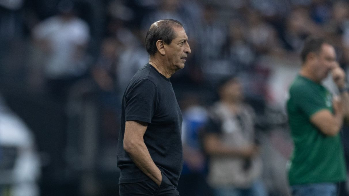 Imagem da noticia Ramón explica escolha de jogadores e visa clássico contra o São Paulo