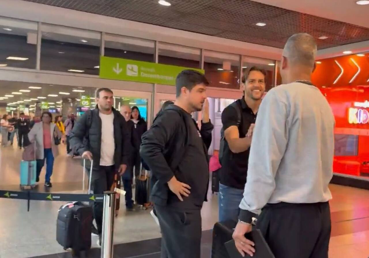 Imagem da noticia Tolói desembarca em Congonhas para assinar contrato com o São Paulo