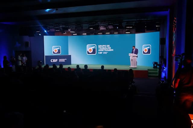 CBF cria programa para profissionalizar a arbitragem no Brasil CBF cria programa para profissionalizar a arbitragem no Brasil