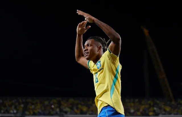 Com Danilo, Botafogo reafirma elo histórico entre clube e Seleção Brasileira Com Danilo, Botafogo reafirma elo histórico entre clube e Seleção Brasileira