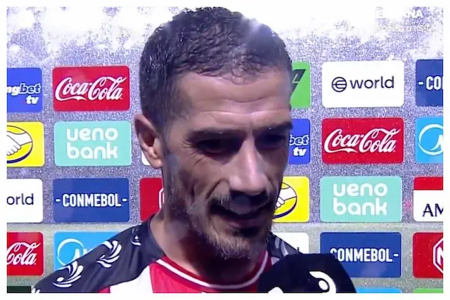 Jogador do Barracas Central "estranha" ausência de Renato no Vasco Jogador do Barracas Central "estranha" ausência de Renato no Vasco