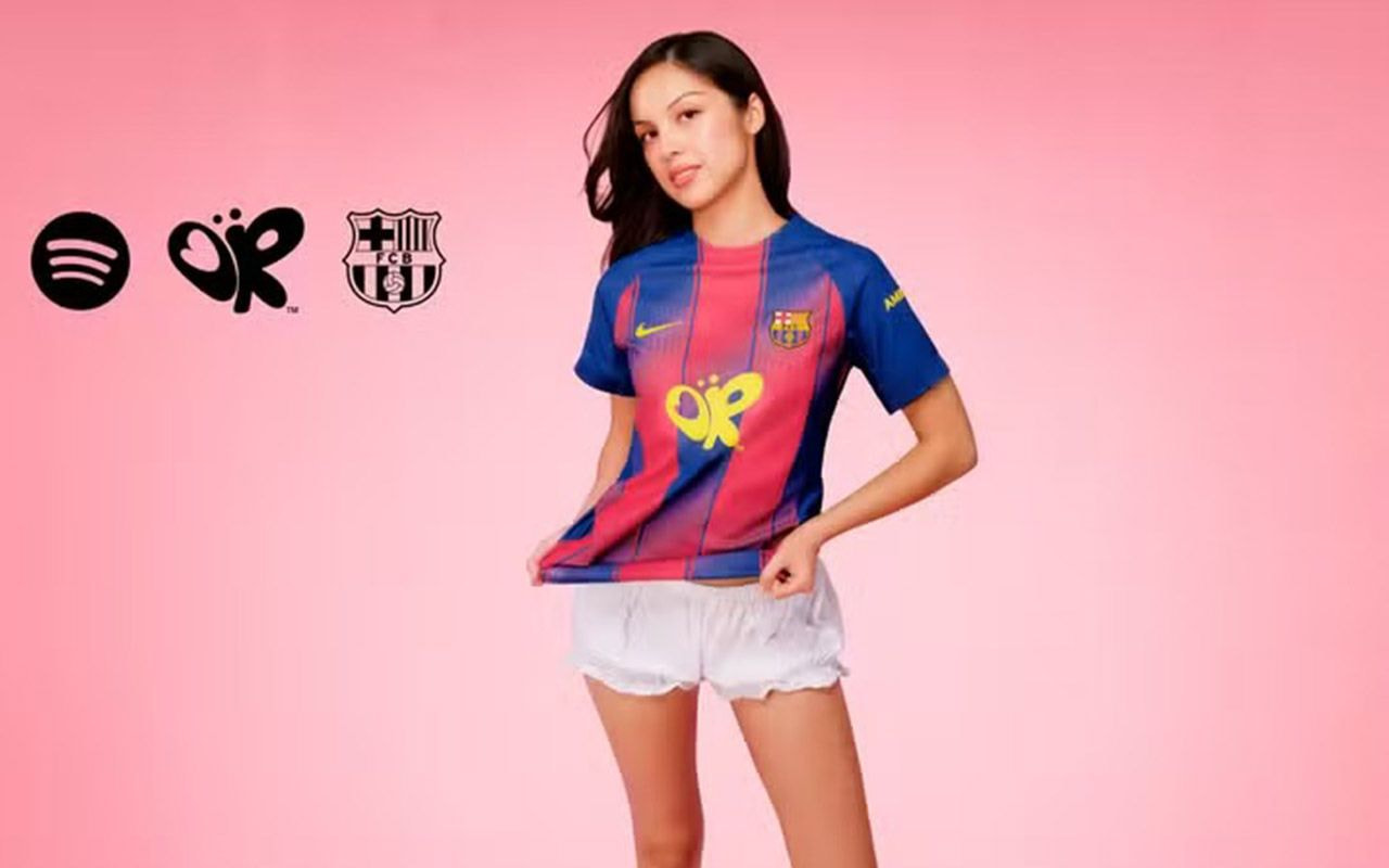 Imagem da noticia Olivia Rodrigo estampa camisa do Barcelona em clássico contra o Real Madrid
