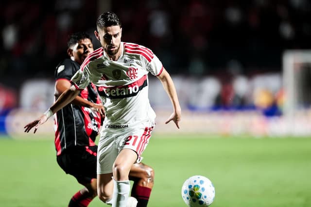Vitória supera desvantagem e elimina o Flamengo na Copa do Brasil Vitória supera desvantagem e elimina o Flamengo na Copa do Brasil