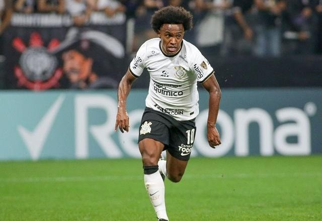 Imagem da noticia Willian, sobre torcedor racista solto por fiança: "Racismo vale R$ 3 mil?"