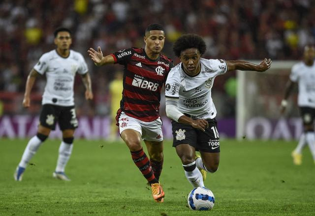 Imagem da noticia Willian deve rescindir com o Corinthians após queda na Libertadores