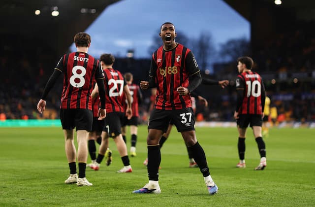Rayan dá assistência em vitória do Bournemouth no Inglês Rayan dá assistência em vitória do Bournemouth no Inglês