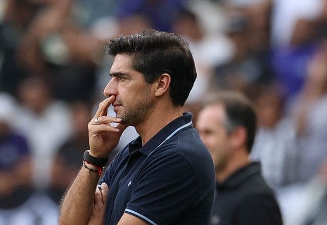 Palmeiras anuncia renovação de contrato com Abel Ferreira Palmeiras anuncia renovação de contrato com Abel Ferreira