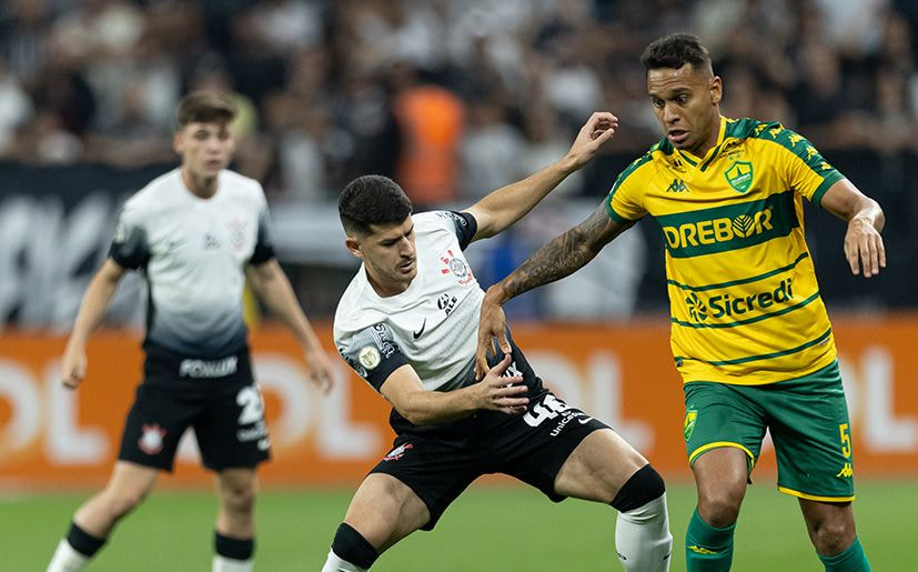 Imagem da noticia Corinthians visita Cuiabá em confronto direto do Z4 no Brasileirão
