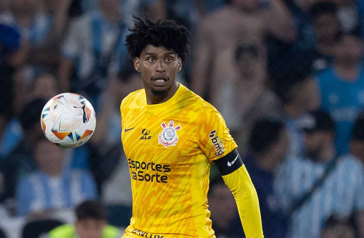 Imagem da noticia Hugo Souza revela drama familiar e desabafa após vitória do Corinthians