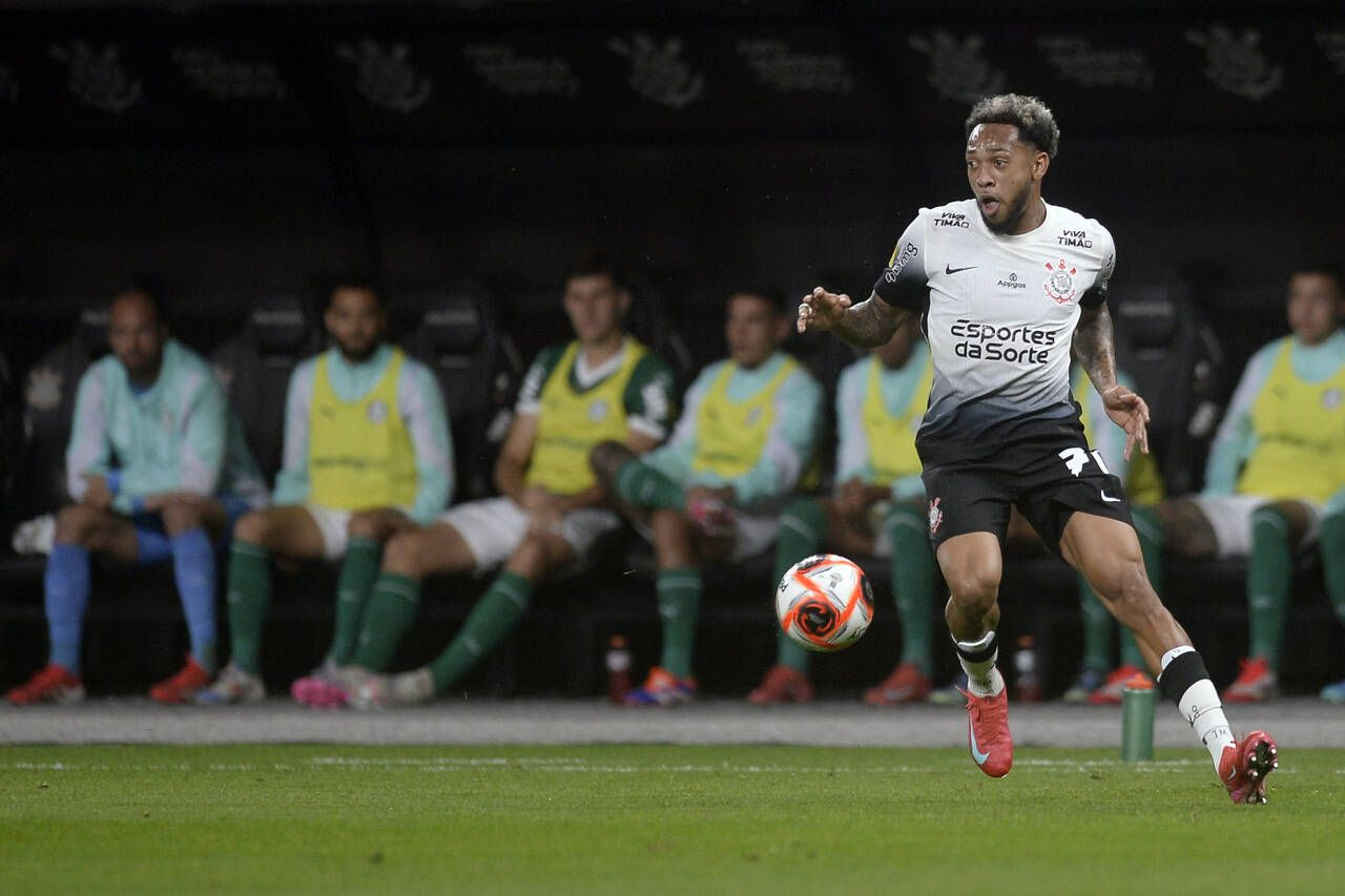 Imagem da noticia José Martínez fala pela primeira vez sobre sumiço no Corinthians