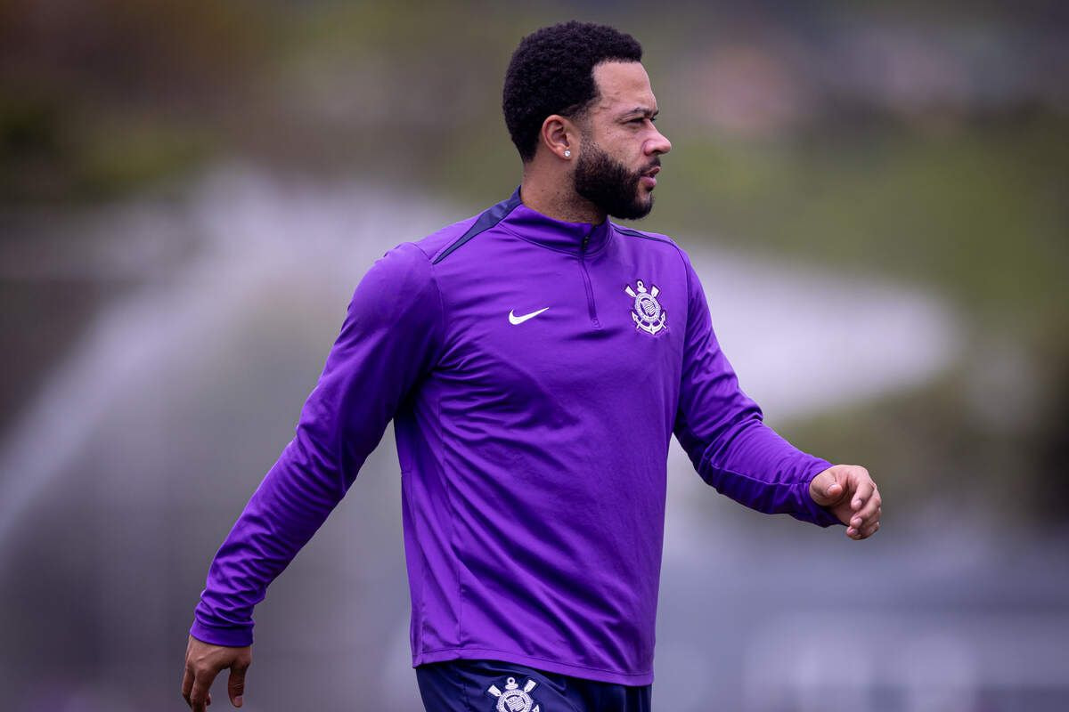 Imagem da noticia Corinthians tem a volta de Depay, mas muitos desfalques para o clássico