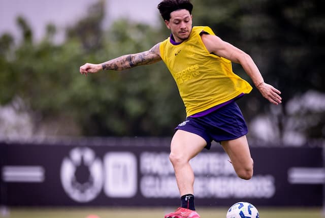 Jogadores do Corinthians fazem treino técnico no CT sem Hugo Souza Jogadores do Corinthians fazem treino técnico no CT sem Hugo Souza