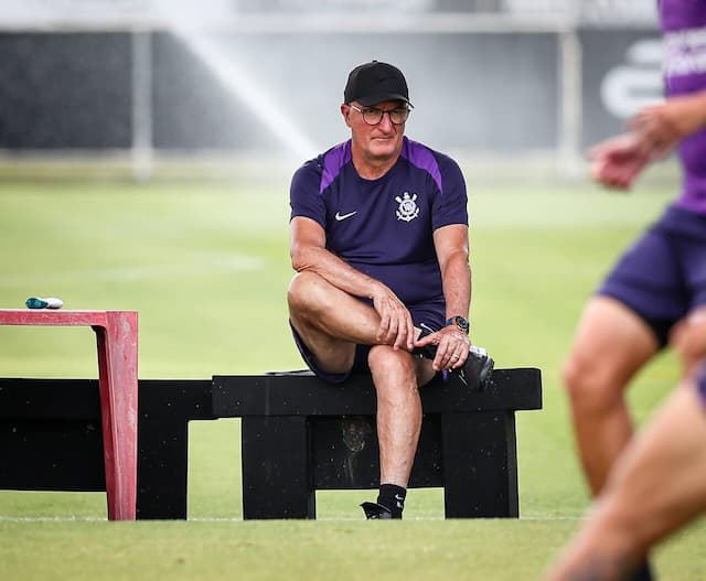Corinthians faz mistério sobre situação de Yuri Alberto Corinthians faz mistério sobre situação de Yuri Alberto