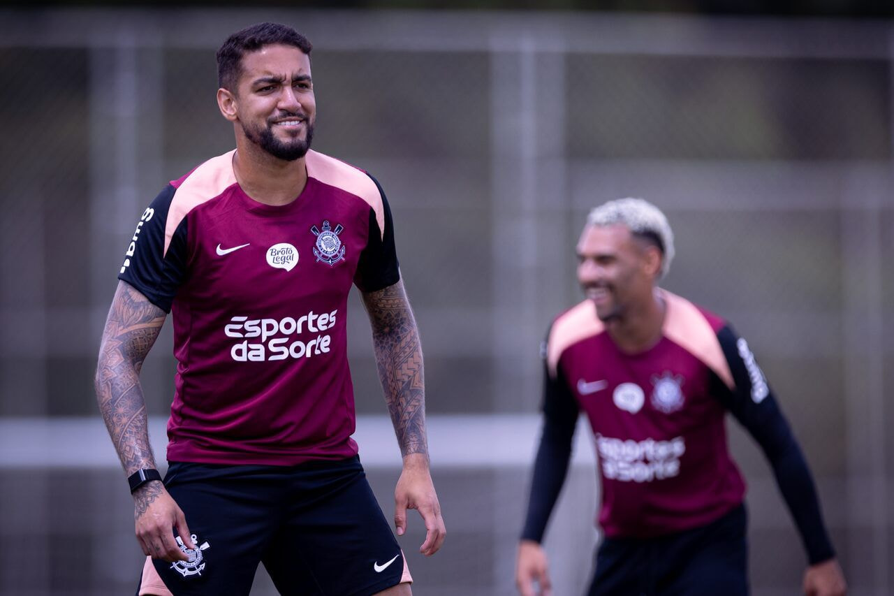 Imagem da noticia Corinthians pode ganhar três reforços para clássico com o Santos