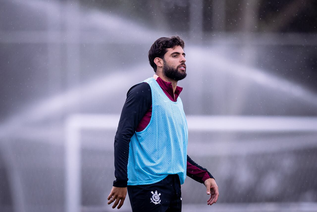 Imagem da noticia Yuri Alberto fica fora do clássico e mira volta contra a Chape