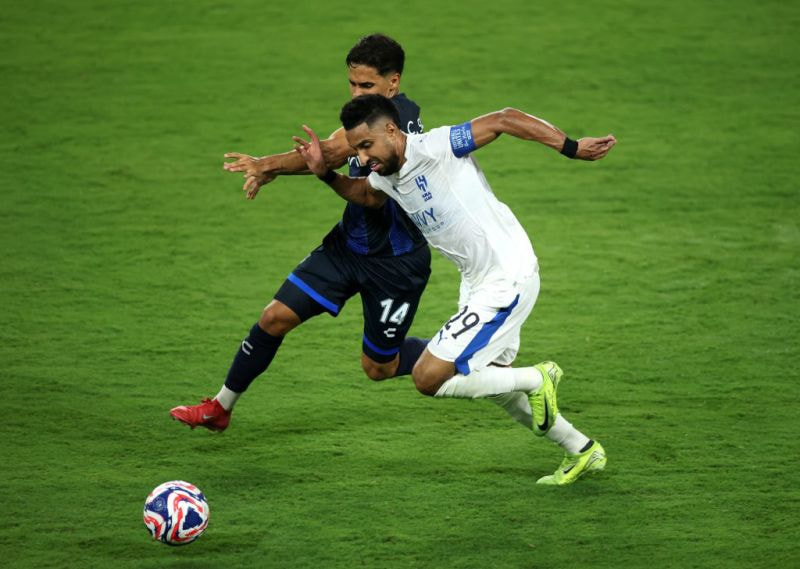 Imagem da noticia Al-Hilal vence e avança para encarar o Manchester City nas oitavas