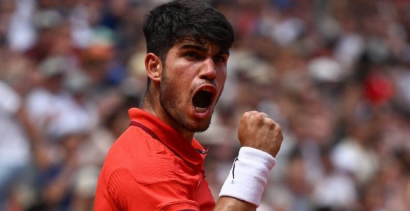 Imagem da noticia Alcaraz vence jogão e vai lutar por medalha em simples nas Olimpíadas