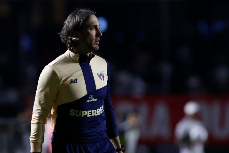 Imagem da noticia Zubeldía elogia bom momento do São Paulo após vitória sobre o Flamengo