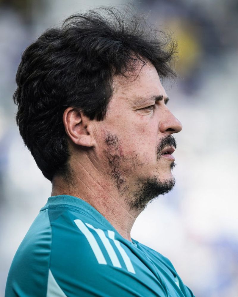 Imagem da noticia Após demissão de Fernando Diniz, Cruzeiro se prepara para encarar o Itabirito