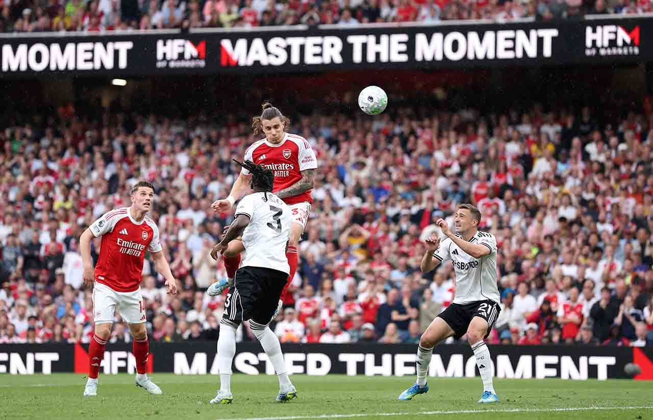 Imagem da noticia Arsenal vence o Fulham e segue firme na briga pelo título da Premier League