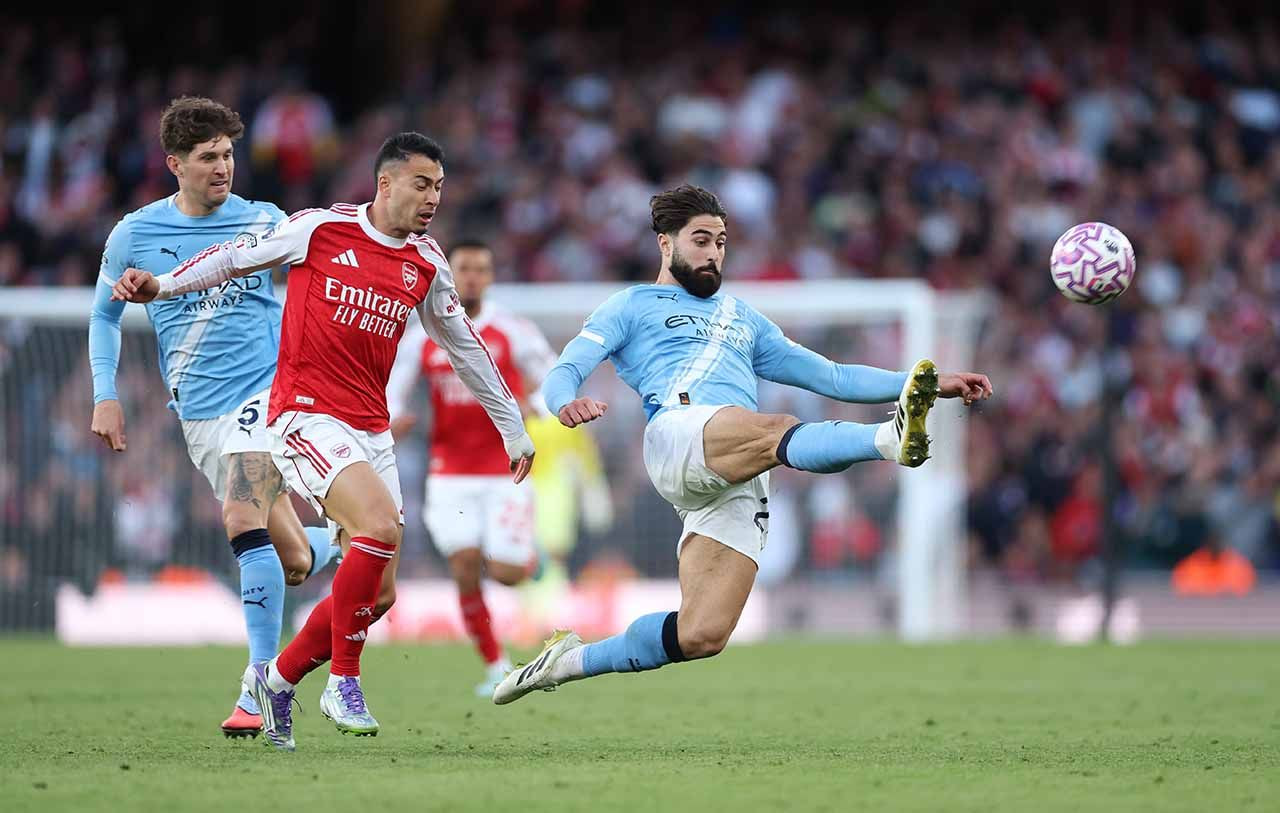Imagem da noticia Em jogo movimentado, Arsenal e City empatam pela Premier League