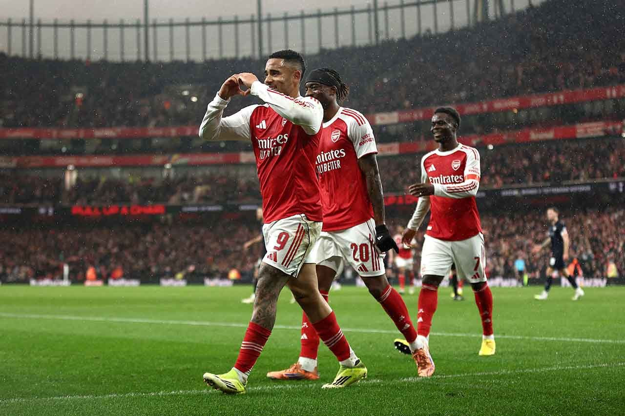 Imagem da noticia Com gols de Jesus e Martinelli, Arsenal goleia na Copa da Inglaterra