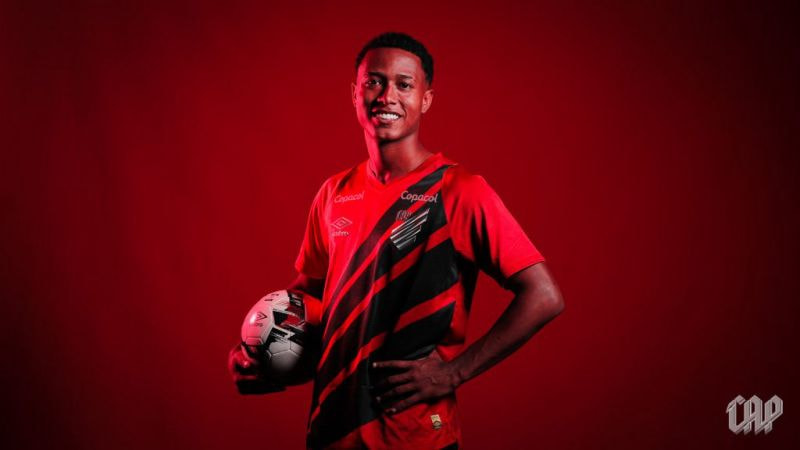 Imagem da noticia Athletico-PR anuncia o atacante Isaac, ex-Fluminense