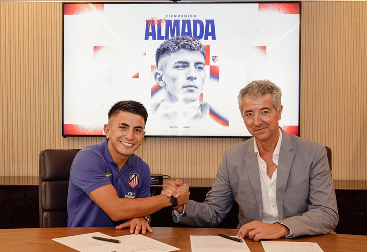 Imagem da noticia Atlético de Madrid oficializa a contratação de Thiago Almada