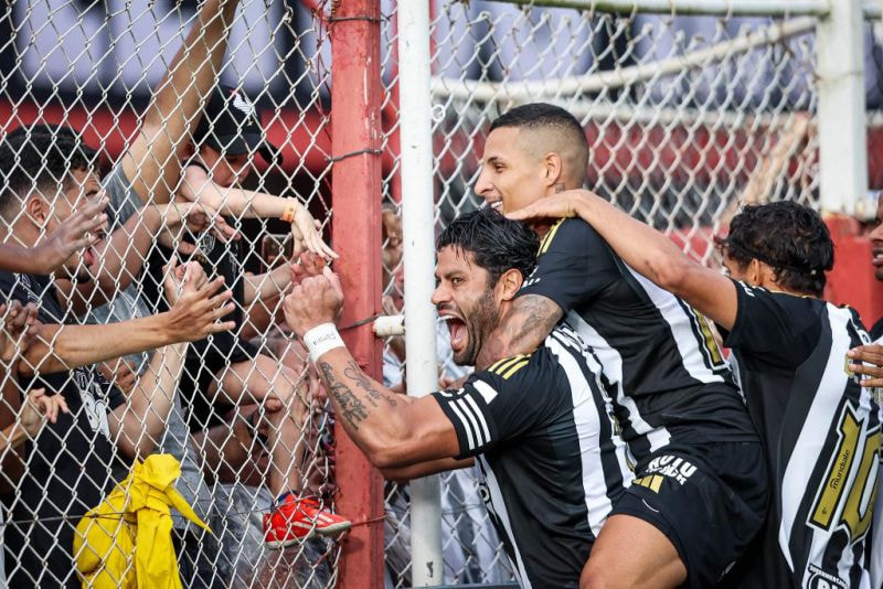 Imagem da noticia Hulk marca, e Atlético-MG ganha a primeira no Mineiro