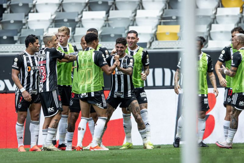 Imagem da noticia Atlético-MG vence e rebaixa o Athletico-PR para a Serie B