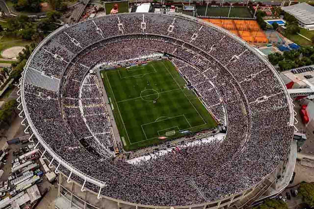 Imagem da noticia River Plate anuncia reforma para estádio ultrapassar 100 mil lugares