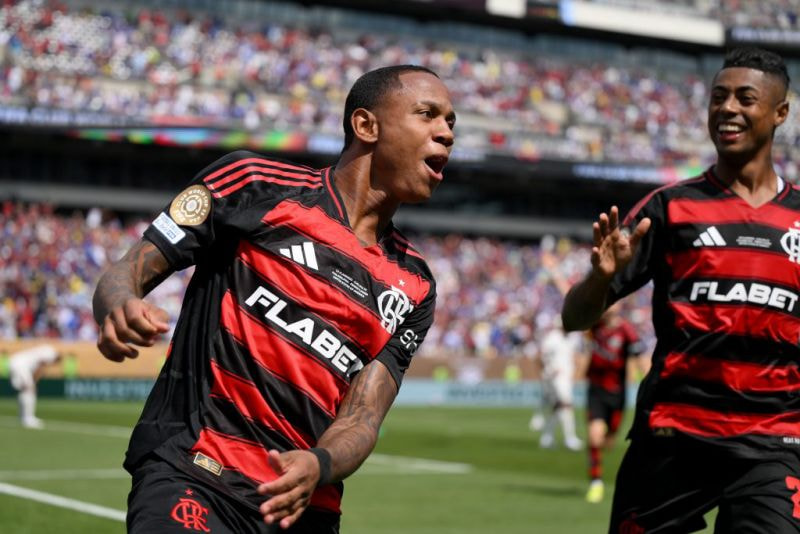 Imagem da noticia Wallace Yan se emociona após gol em vitória do Flamengo
