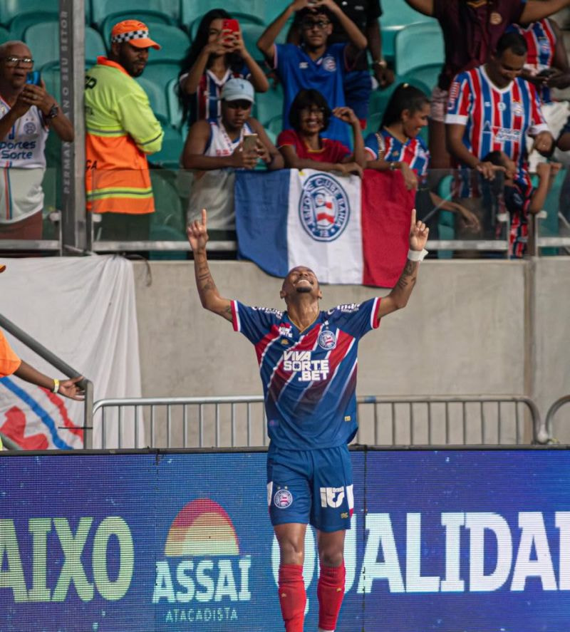 Imagem da noticia Bahia repudia ataques racistas contra Ademir