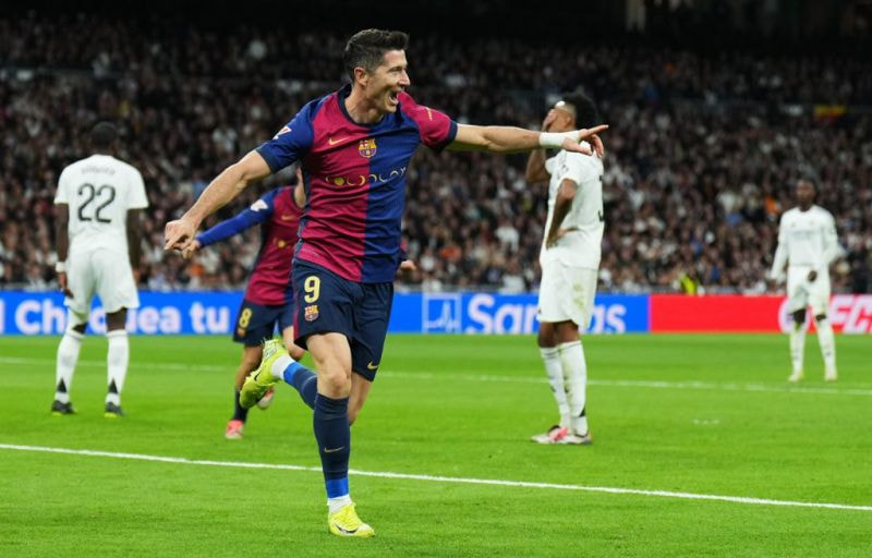 Imagem da noticia Barcelona dá show e goleia o Real Madrid no Santiago Bernabéu