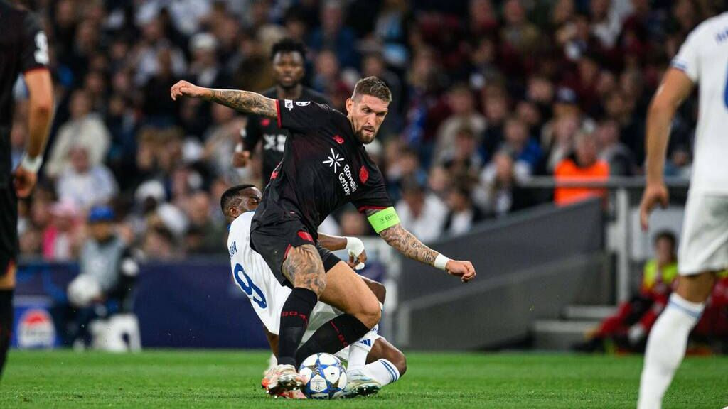 Imagem da noticia Leverkusen marca no fim e arranca empate com Copenhague