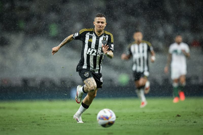 Imagem da noticia Bernard desencanta, mas Atlético-MG fica no empate com o América