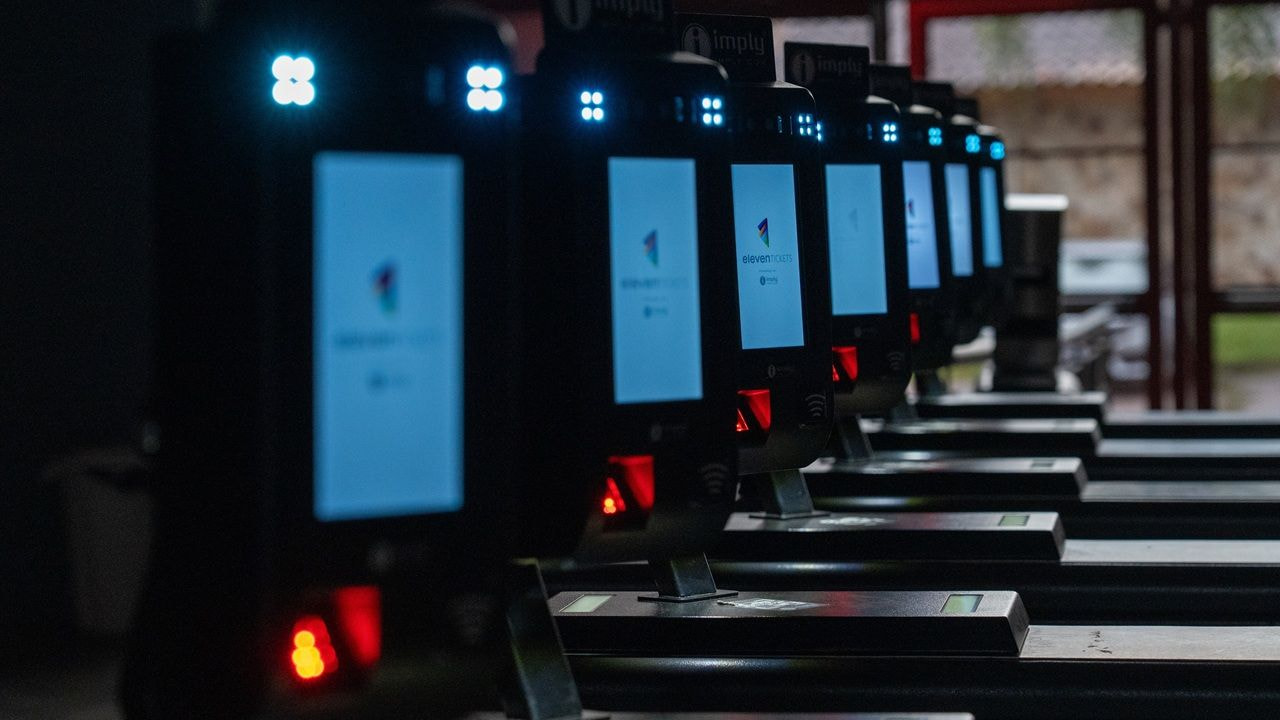 Imagem da noticia Agora é pra valer: como torcedores e clubes se adaptam à biometria facial nos estádios