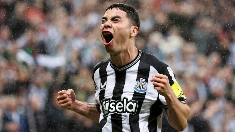 Imagem da noticia Botafogo mira Miguel Almirón, meia do Newcastle