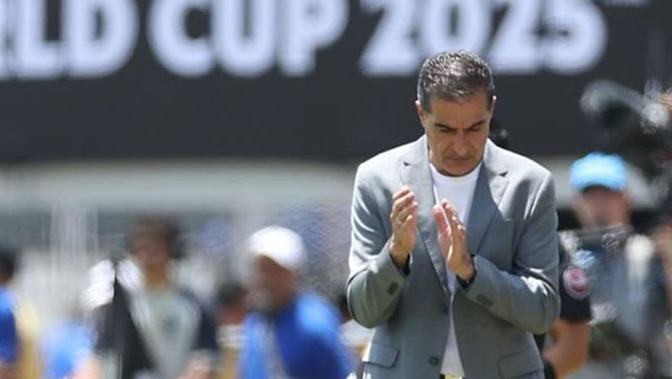 Imagem da noticia Demitido do Botafogo, Renato Paiva ironiza estratégia utilizada pelo Chelsea para vencer PSG