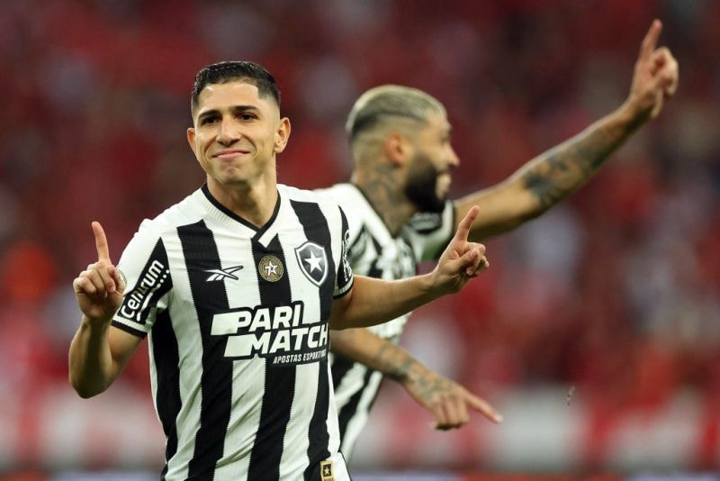Imagem da noticia Botafogo vence o Internacional e fica a um empate do título brasileiro