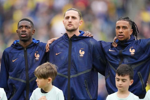 Dembélé diz que prefere atuar com Olise do que com Mbappé na França Dembélé diz que prefere atuar com Olise do que com Mbappé na França
