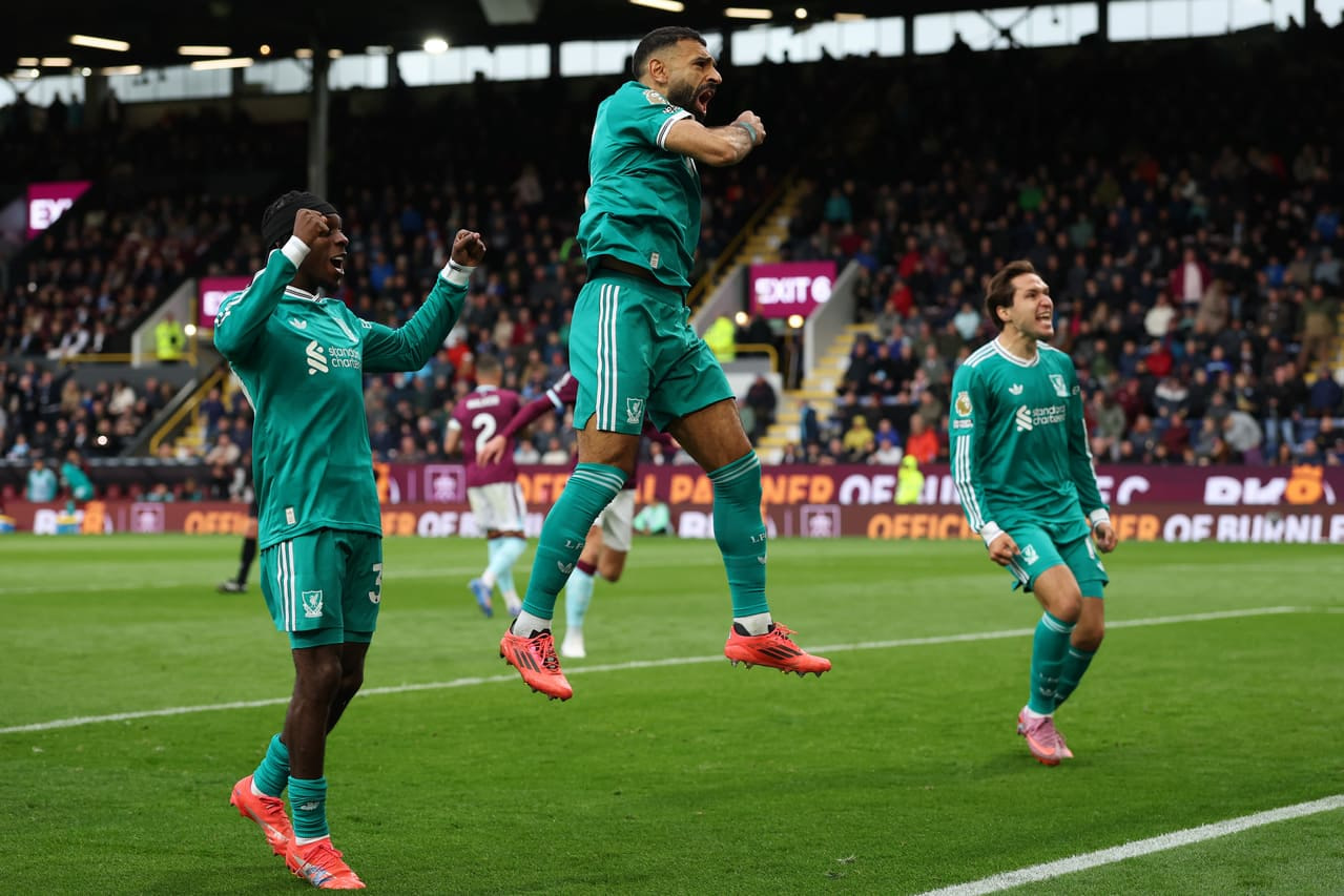 Imagem da noticia Salah, nos acréscimos, livra o Liverpool do tropeço em Burnley