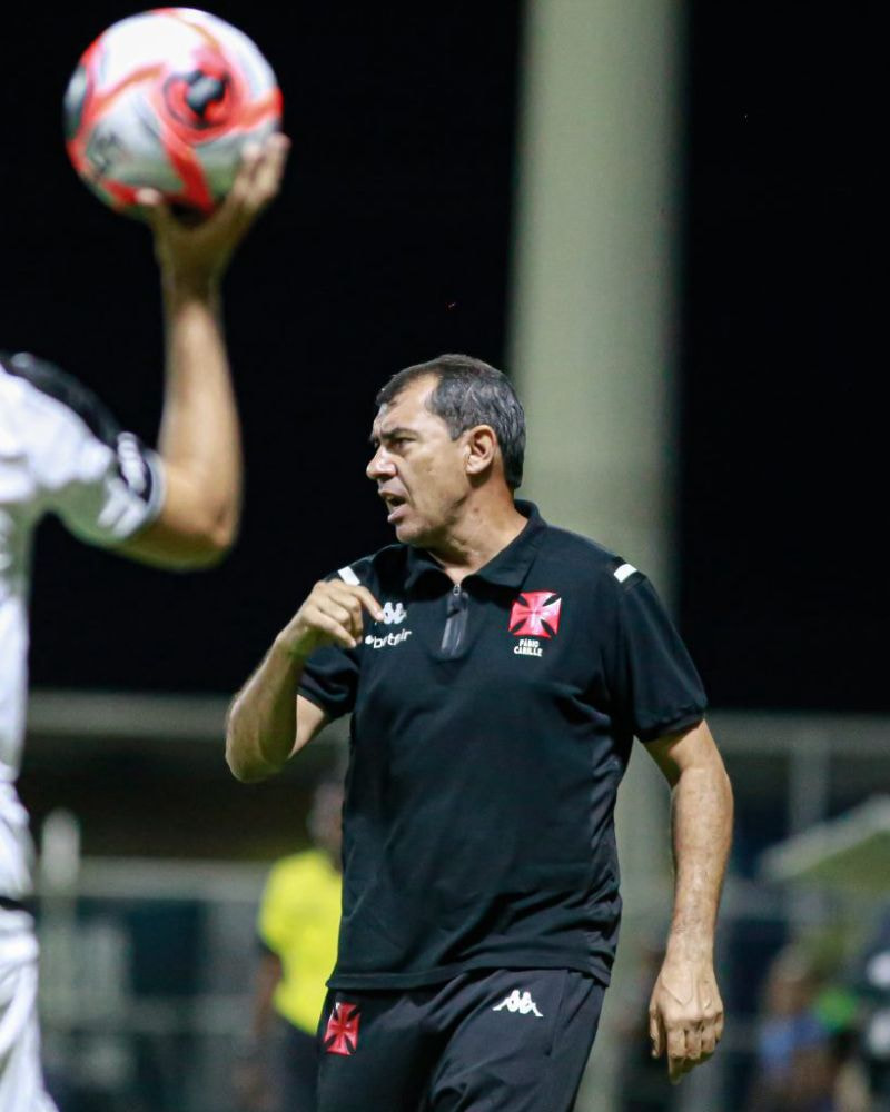 Imagem da noticia Vegetti lamenta atuação do Vasco, e Carille pede mais atitude