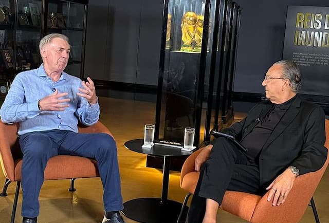 Ancelotti revela que só restam quatro vagas na seleção e admite possível volta de Neymar Ancelotti revela que só restam quatro vagas na seleção e admite possível volta de Neymar