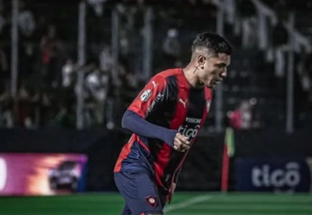 Imagem da noticia Ceará acerta contratação de atacante ex-São Paulo