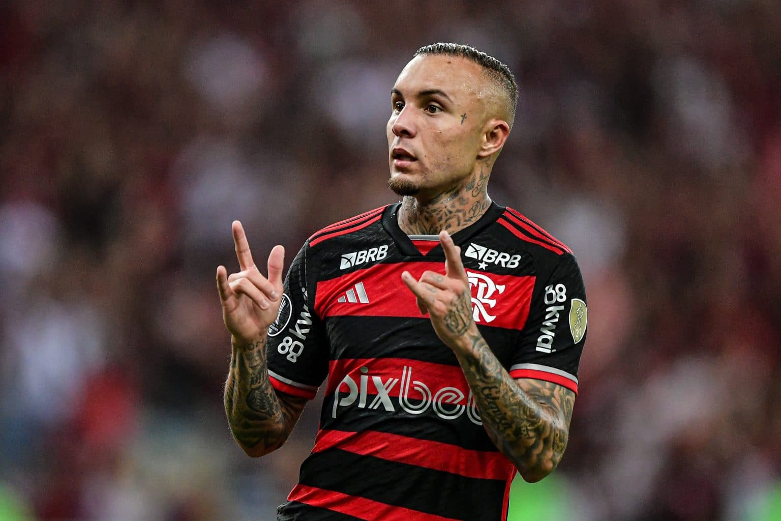 Imagem da noticia Grêmio tenta contratação de Everton Cebolinha e quer acordo já para janeiro