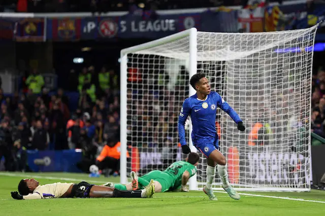 Chelsea vence Barcelona com golaço de Estêvão na Champions Chelsea vence Barcelona com golaço de Estêvão na Champions