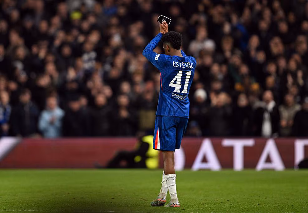 Após golaço na Champions, portal destaca Estêvão como rival de Yamal Após golaço na Champions, portal destaca Estêvão como rival de Yamal