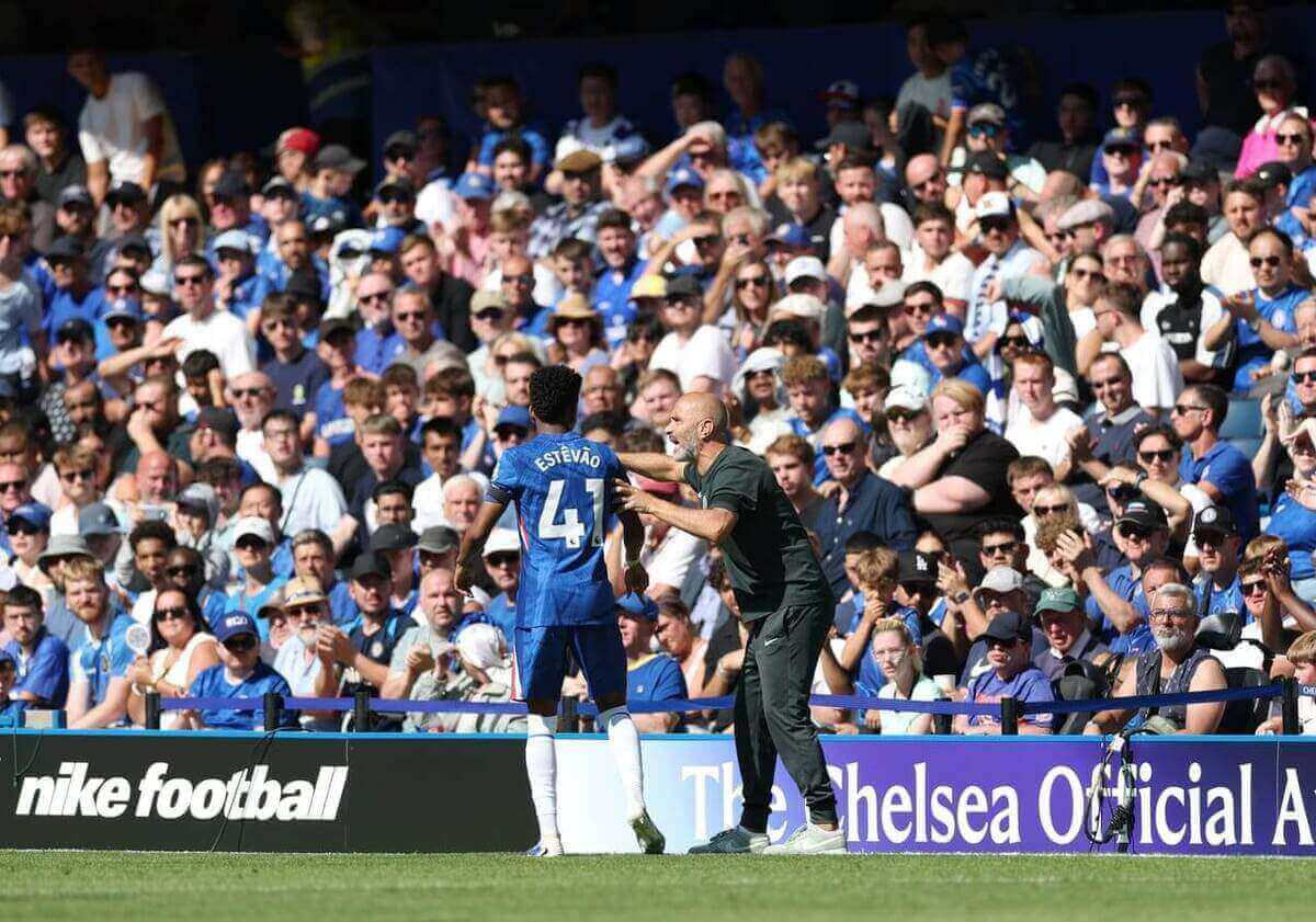 Imagem da noticia Chelsea, com Estêvão em campo, não sai do empate com o Crystal Palace