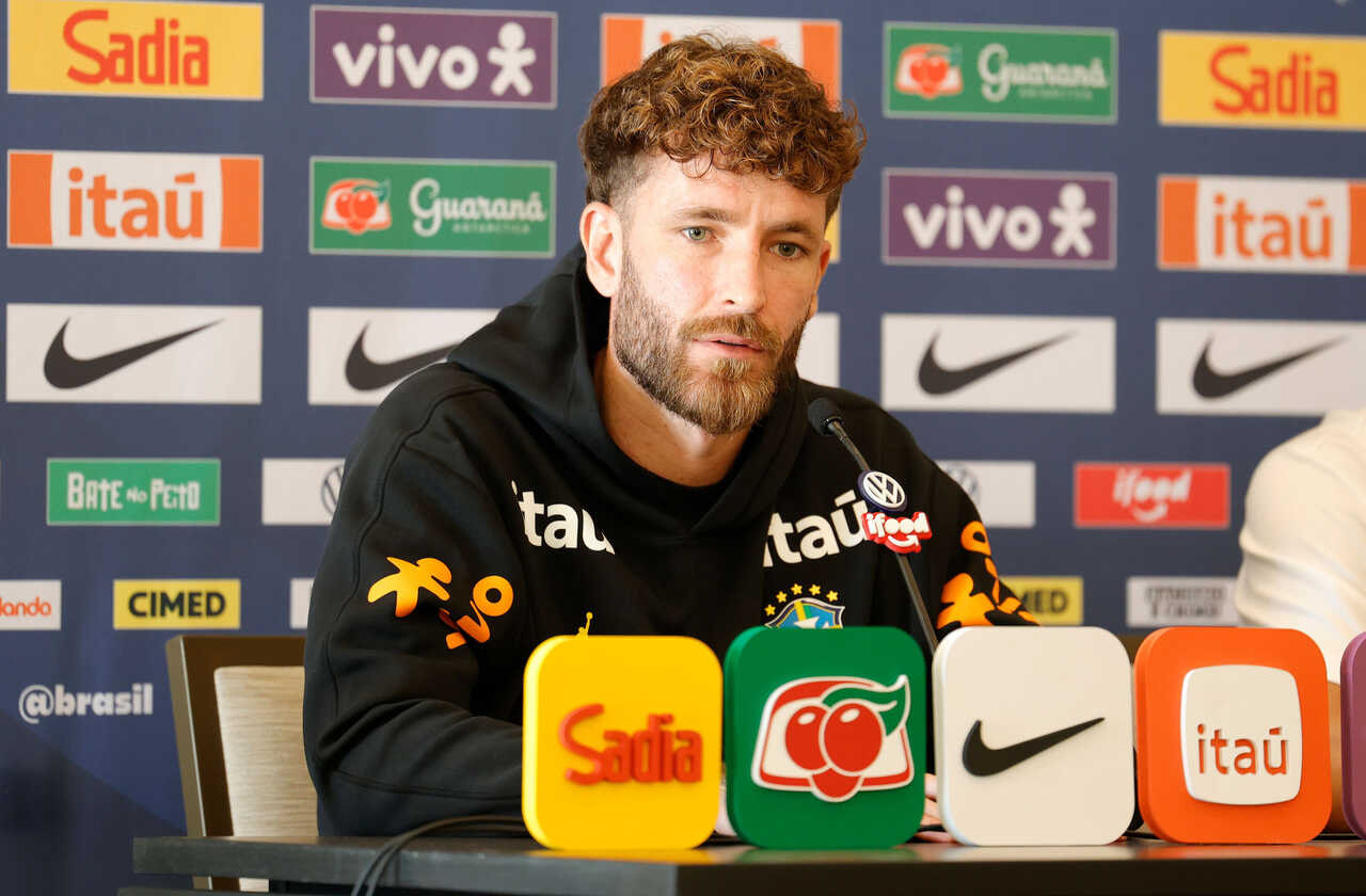 Imagem da noticia Léo Pereira admite erro em gol de Mbappé e justifica: "Ele é muito rápido"